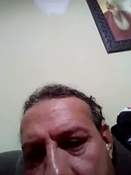 Snapshot of will1980 chatting on February 13, 2:18 am will1980 online show from February 13, 2:18 am