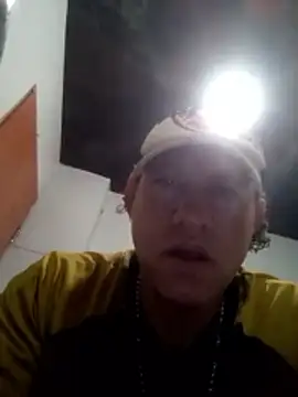 Snapshot of will1980 chatting on March 9, 11:25 am will1980 online show from March 9, 11:25 am