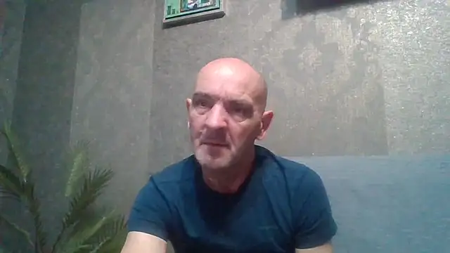 Snapshot of skorpibg65 chatting on April 20, 4:10 pm skorpibg65 online show from April 20, 4:10 pm