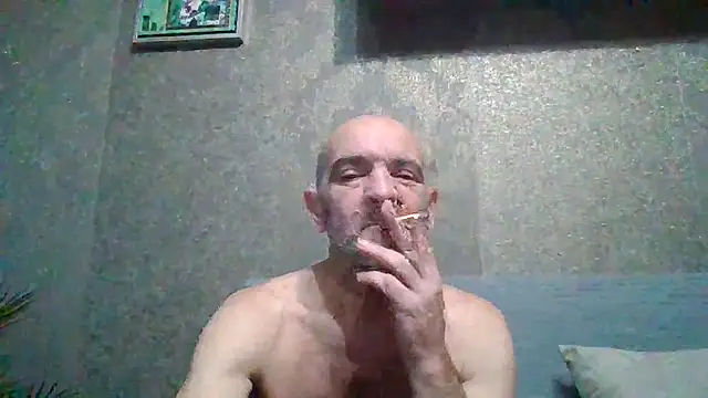 Snapshot of skorpibg65 chatting on April 25, 4:37 pm skorpibg65 online show from April 25, 4:37 pm
