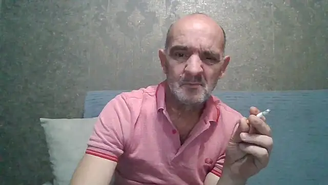 Snapshot of skorpibg65 chatting on May 6, 5:18 pm skorpibg65 online show from May 6, 5:18 pm