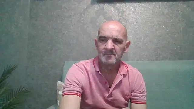 Snapshot of skorpibg65 chatting on May 12, 2:25 pm skorpibg65 online show from May 12, 2:25 pm