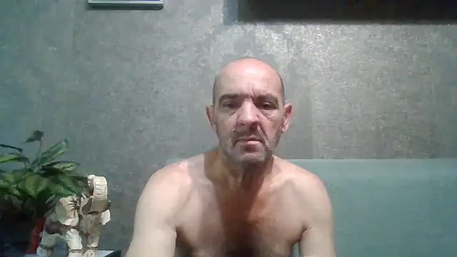 Snapshot of skorpibg65 chatting on May 25, 1:28 pm skorpibg65 online show from May 25, 1:28 pm