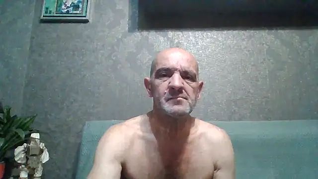 Snapshot of skorpibg65 chatting on June 12, 3:38 am skorpibg65 online show from June 12, 3:38 am