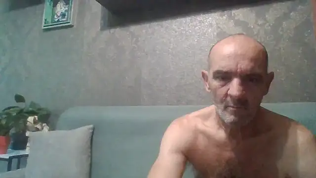 Snapshot of skorpibg65 chatting on July 13, 12:52 pm skorpibg65 online show from July 13, 12:52 pm