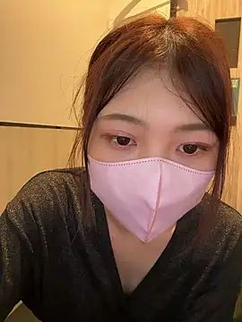 Snapshot of SUZU_ chatting on June 14, 6:37 am SUZU online show from June 14, 6:37 am