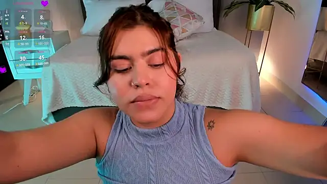 Snapshot of veronica185 chatting on February 25, 5:30 am veronica185 online show from February 25, 5:30 am