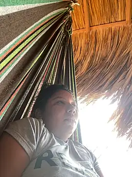 Dellyyymusic online show from April 5, 8:39 pm