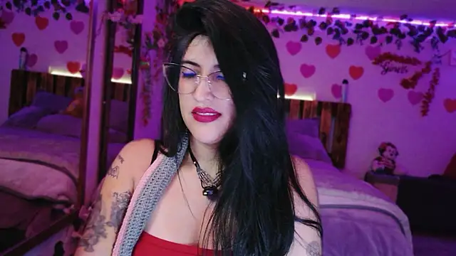 azahar  ziiz online show from March 4, 11:33 pm