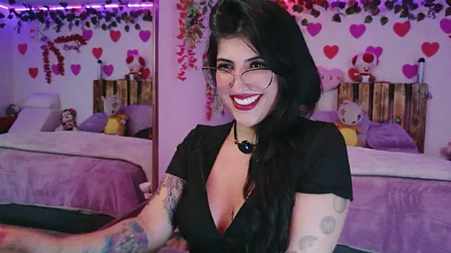 Snapshot of azahar__ziiz chatting on July 20, 7:49 pm azahar ziiz online show from July 20, 7:49 pm