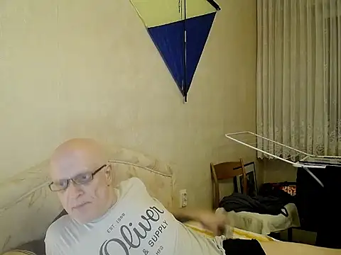 HornyRalfi55 online show from January 19, 9:34 pm