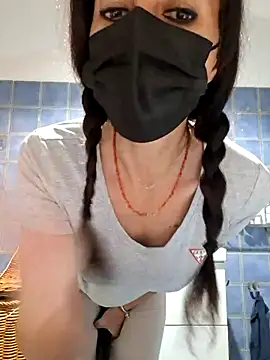 Snapshot of Silvia_Zeno chatting on October 13, 5:46 pm Silvia Zeno online show from October 13, 5:46 pm