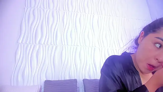 Snapshot of Abby__colins chatting on October 29, 5:36 pm Abby  colins online show from October 29, 5:36 pm