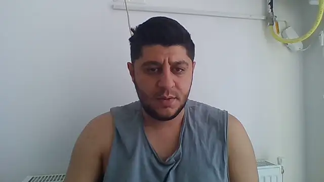 erkekkkadam online show from February 9, 11:25 am