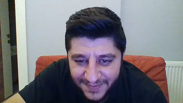 Snapshot of erkekkkadam chatting on June 18, 8:13 pm erkekkkadam online show from June 18, 8:13 pm