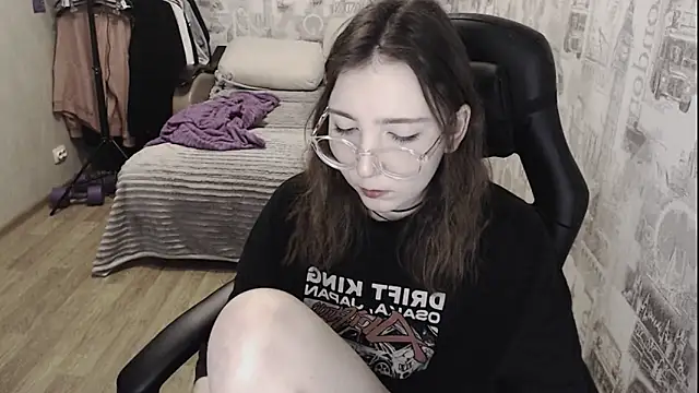 Snapshot of AmeliaKamishiro chatting on December 2, 12:29 pm AmeliaKamishiro online show from December 2, 12:29 pm