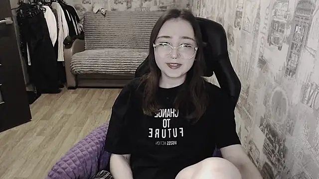 Snapshot of AmeliaKamishiro chatting on February 14, 7:54 pm AmeliaKamishiro online show from February 14, 7:54 pm