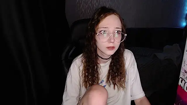 Snapshot of AmeliaKamishiro chatting on October 2, 2:46 pm AmeliaKamishiro online show from October 2, 2:46 pm