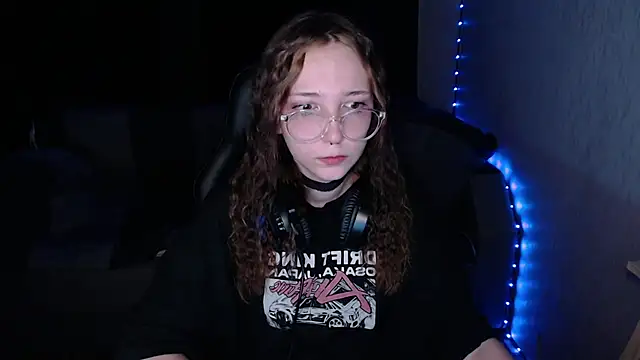 Snapshot of AmeliaKamishiro chatting on October 7, 8:06 pm AmeliaKamishiro online show from October 7, 8:06 pm