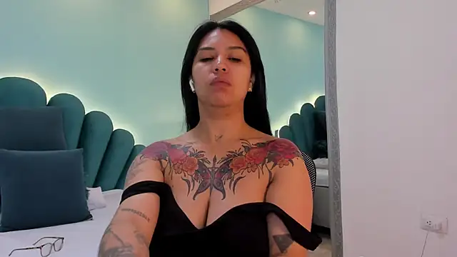 sharlott18 online show from March 27, 3:23 pm