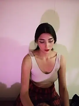 Snapshot of Felicia_smok3 chatting on December 14, 12:33 am Felicia smok3 online show from December 14, 12:33 am