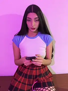 Snapshot of Felicia_smok3 chatting on January 4, 12:59 am Felicia smok3 online show from January 4, 12:59 am