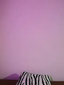 Snapshot of Felicia_smok3 chatting on January 6, 1:31 am Felicia smok3 online show from January 6, 1:31 am