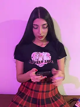 Snapshot of Felicia_smok3 chatting on January 13, 2:39 am Felicia smok3 online show from January 13, 2:39 am