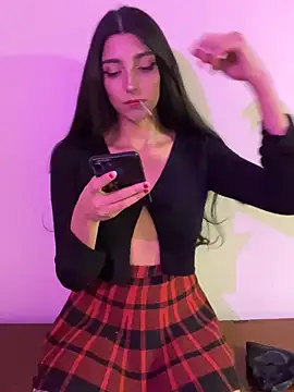 Snapshot of Felicia_smok3 chatting on January 24, 2:07 am Felicia smok3 online show from January 24, 2:07 am