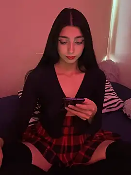 Snapshot of Felicia_smok3 chatting on February 2, 10:46 am Felicia smok3 online show from February 2, 10:46 am