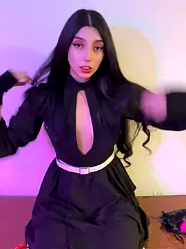 Snapshot of Felicia_smok3 chatting on October 25, 1:02 am Felicia smok3 online show from October 25, 1:02 am