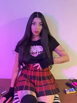 Snapshot of Felicia_smok3 chatting on November 2, 2:03 am Felicia smok3 online show from November 2, 2:03 am