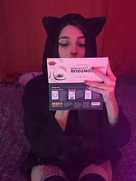 Snapshot of Felicia_smok3 chatting on June 26, 7:13 am Felicia smok3 online show from June 26, 7:13 am