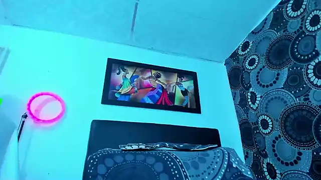 Jeymi-BigCock online show from February 2, 10:30 pm