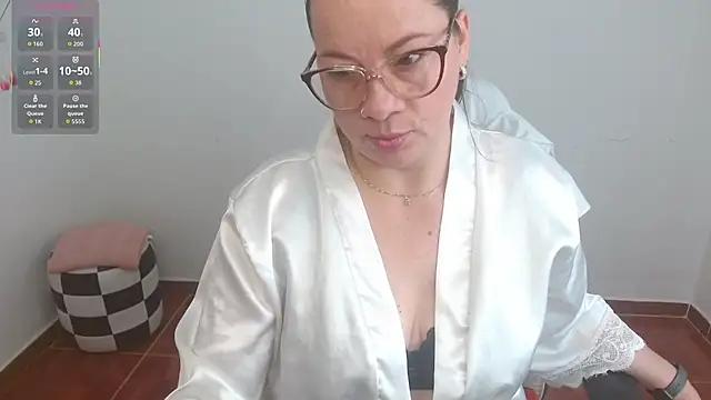 Snapshot of Sex-Psychology chatting on May 31, 4:47 pm Sex-Psychology online show from May 31, 4:47 pm