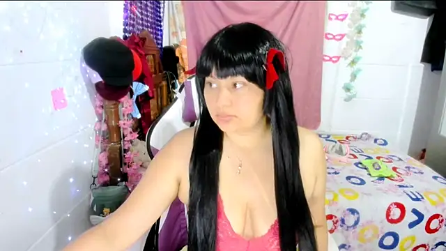 SofiaOlivares online show from December 21, 11:50 am