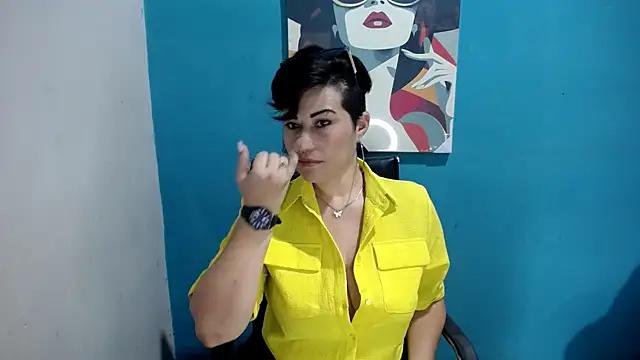 Snapshot of Sunny_rayz_ chatting on July 17, 3:39 pm Sunny rayz online show from July 17, 3:39 pm
