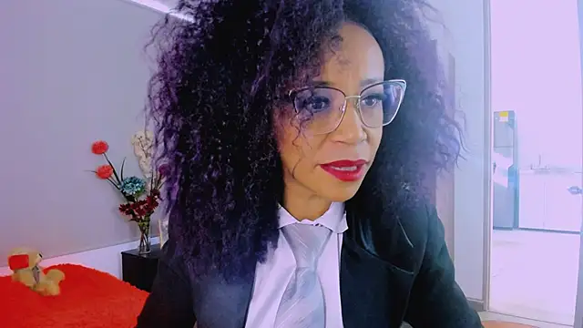 Snapshot of ScarlettMalbec chatting on April 30, 8:57 pm ScarlettMalbec online show from April 30, 8:57 pm