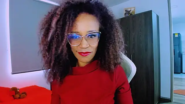 Snapshot of ScarlettMalbec chatting on June 1, 10:00 pm ScarlettMalbec online show from June 1, 10:00 pm