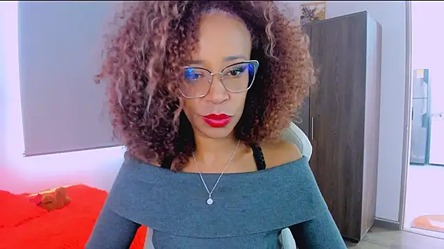 Snapshot of ScarlettMalbec chatting on June 12, 9:03 pm ScarlettMalbec online show from June 12, 9:03 pm