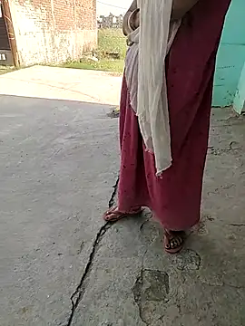 COUPLLE VILLAGE online show from April 11, 2:49 am