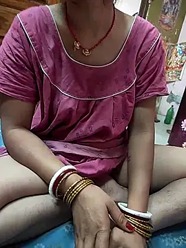 COUPLLE VILLAGE online show from April 17, 2:03 am