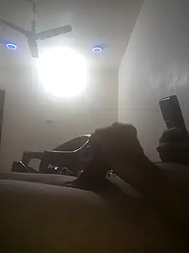 ali1996a1 online show from April 3, 9:24 pm