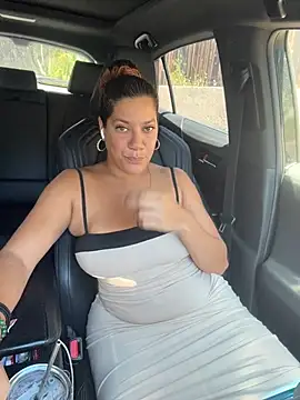 Snapshot of Bigbuttbrooklynn chatting on June 21, 7:05 pm Bigbuttbrooklynn online show from June 21, 7:05 pm