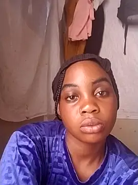 Snapshot of booty_big chatting on February 6, 9:43 am booty big online show from February 6, 9:43 am