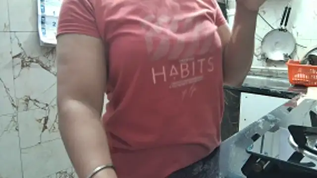 bhabhisexxy 880 online show from January 18, 2:59 am