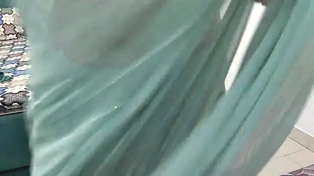 Snapshot of bhabhisexxy_880 chatting on April 23, 6:47 am bhabhisexxy 880 online show from April 23, 6:47 am