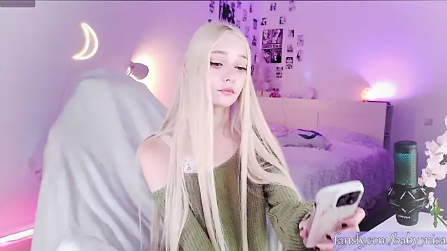 Snapshot of babymisa chatting on December 22, 2:27 pm babymisa online show from December 22, 2:27 pm