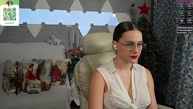 HarleyDeess online show from December 21, 11:45 pm