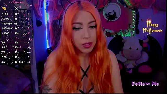 Snapshot of ValentinaMiller_ chatting on October 27, 5:50 pm ValentinaMiller  online show from October 27, 5:50 pm